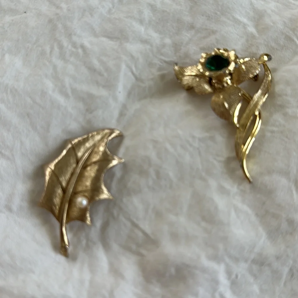 Pin - Picture 4 of 4